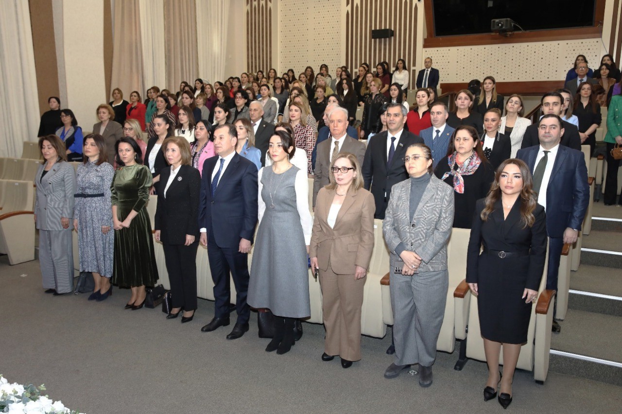 AHİK tərəfindən Qadınlar Günü münasibətilə konsert proqramı təşkil olunub - FOTOLAR