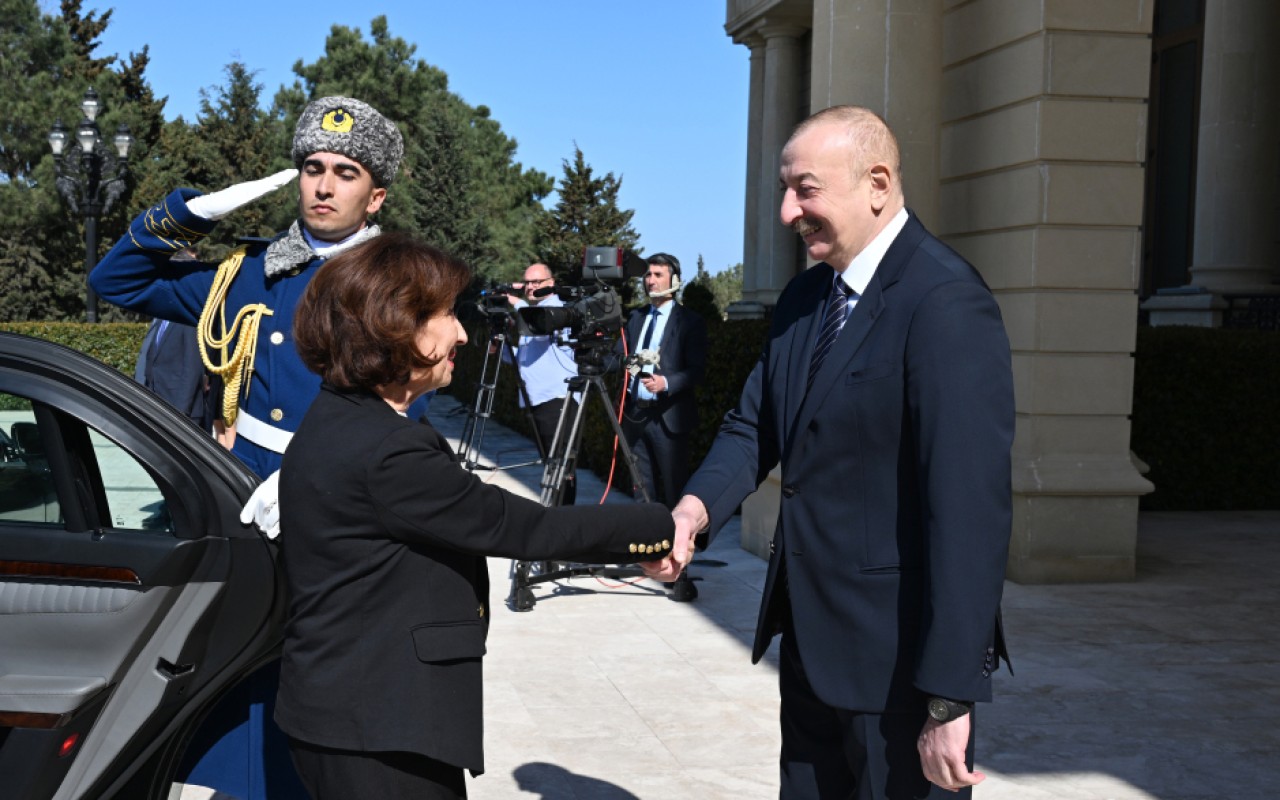 İlham Əliyev Şimali Makedoniya Prezidentini qarşıladı- FOTOLAR