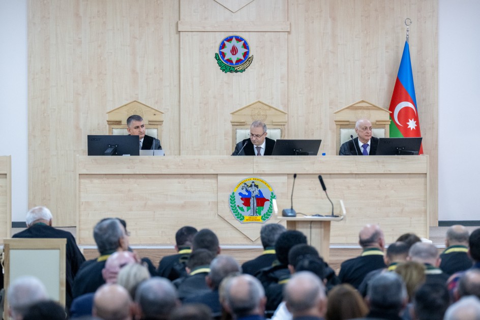 Qondarma rejimdə yüksək rütbələri Ermənistanının hərbi-siyasi rəhbərliyi verib - Məhkəmə (FOTOLAR)