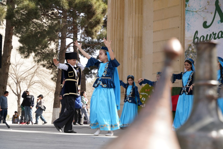 Abşeron rayonunda Novruz şənliyi keçirildi - FOTOLAR