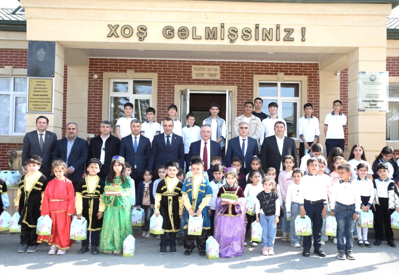 AHİK uşaqlar üçün Novruz şənlikləri təşkil edir - FOTOLAR