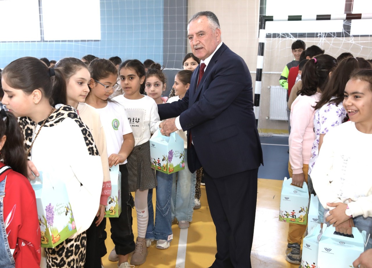 AHİK uşaqlar üçün Novruz şənlikləri təşkil edir - FOTOLAR