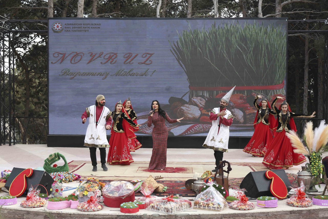 Xətai rayonunda bayrama həsr olunmuş konsert təşkil olunub - FOTOLAR/VİDEO