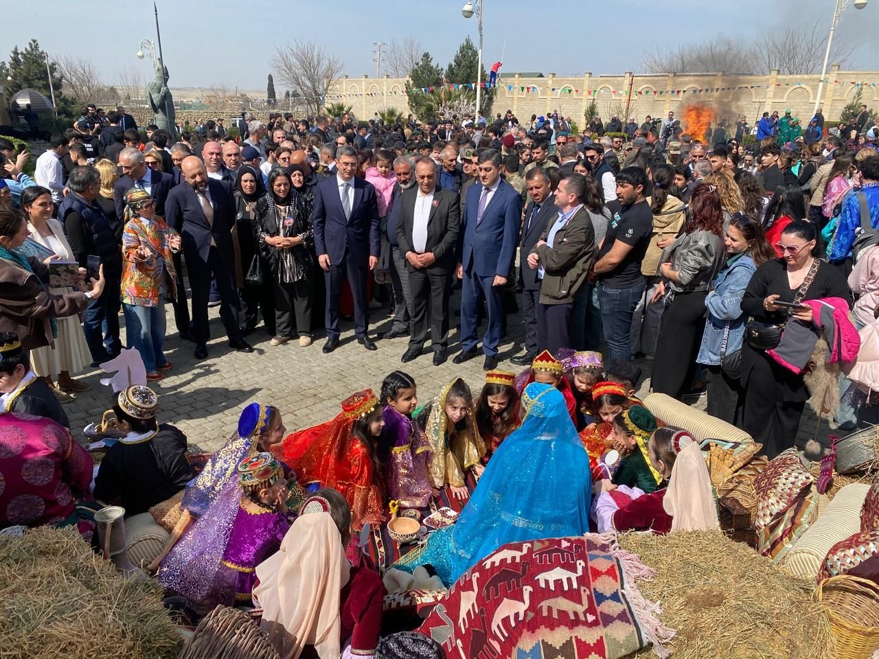 Xəzər rayonunda ümumrayon Novruz şənliyi keçirilib - FOTOLAR