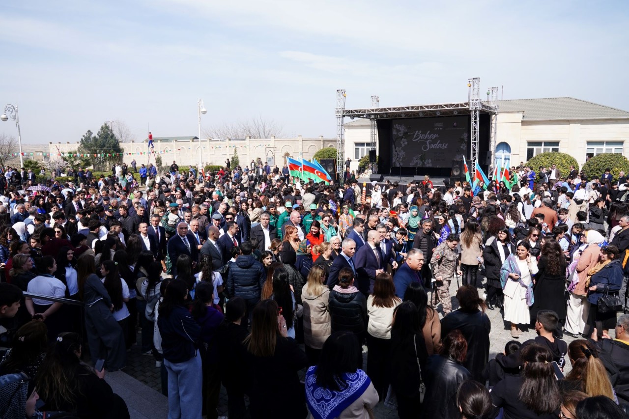 Xəzər rayonunda ümumrayon Novruz şənliyi keçirilib - FOTOLAR