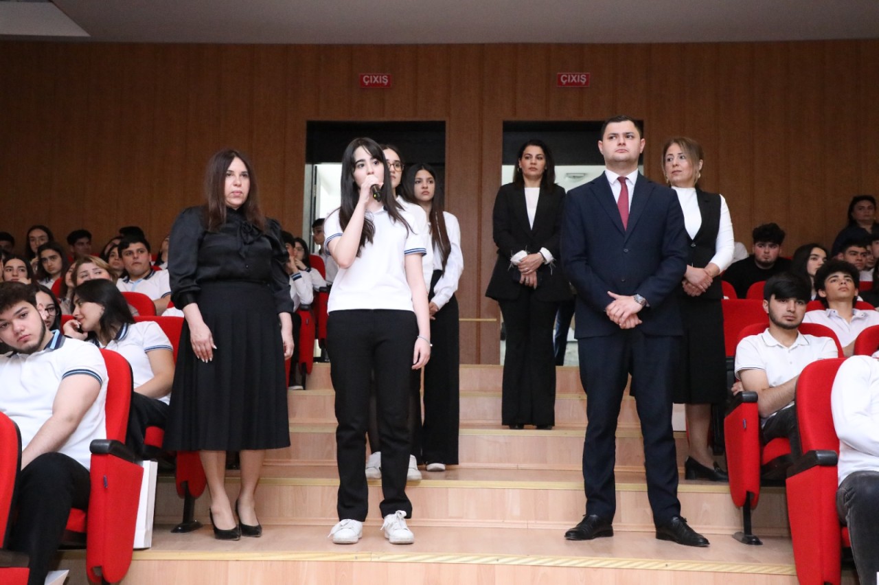 İcra başçısı Adil Əliyev növbəti dəfə gənclərlə görüşüb - FOTOLAR
