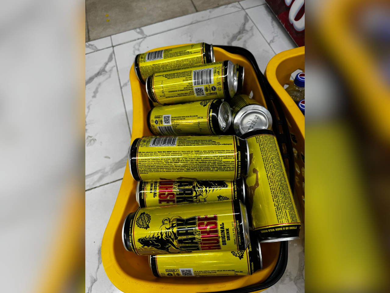 Bu marketdə vaxtı keçmiş məhsullar satılırmış - FOTOLAR
