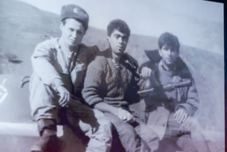 Əsgərlərimizin üzərinə benzin töküb onları diri-diri yandırıblar - MƏHKƏMƏ (FOTOLAR)