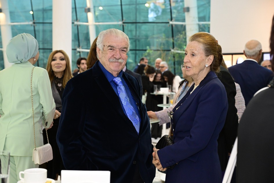 Leyla Əliyeva Maqsud İbrahimbəyovun yaradıcılıq gecəsində - FOTOLAR