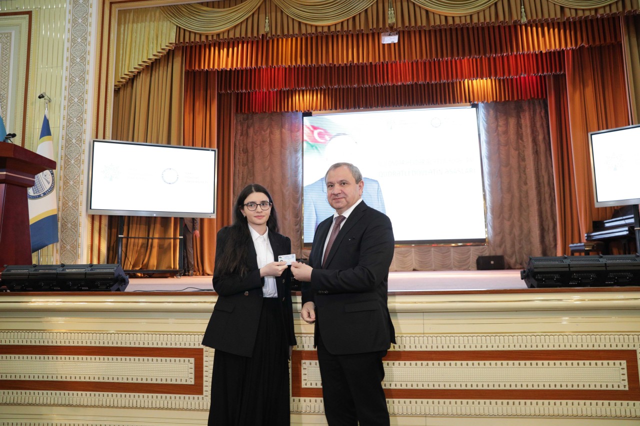 Tahir Budaqov Heydər Əliyevə həsr olunmuş konfransda çıxış etdi - FOTOLAR