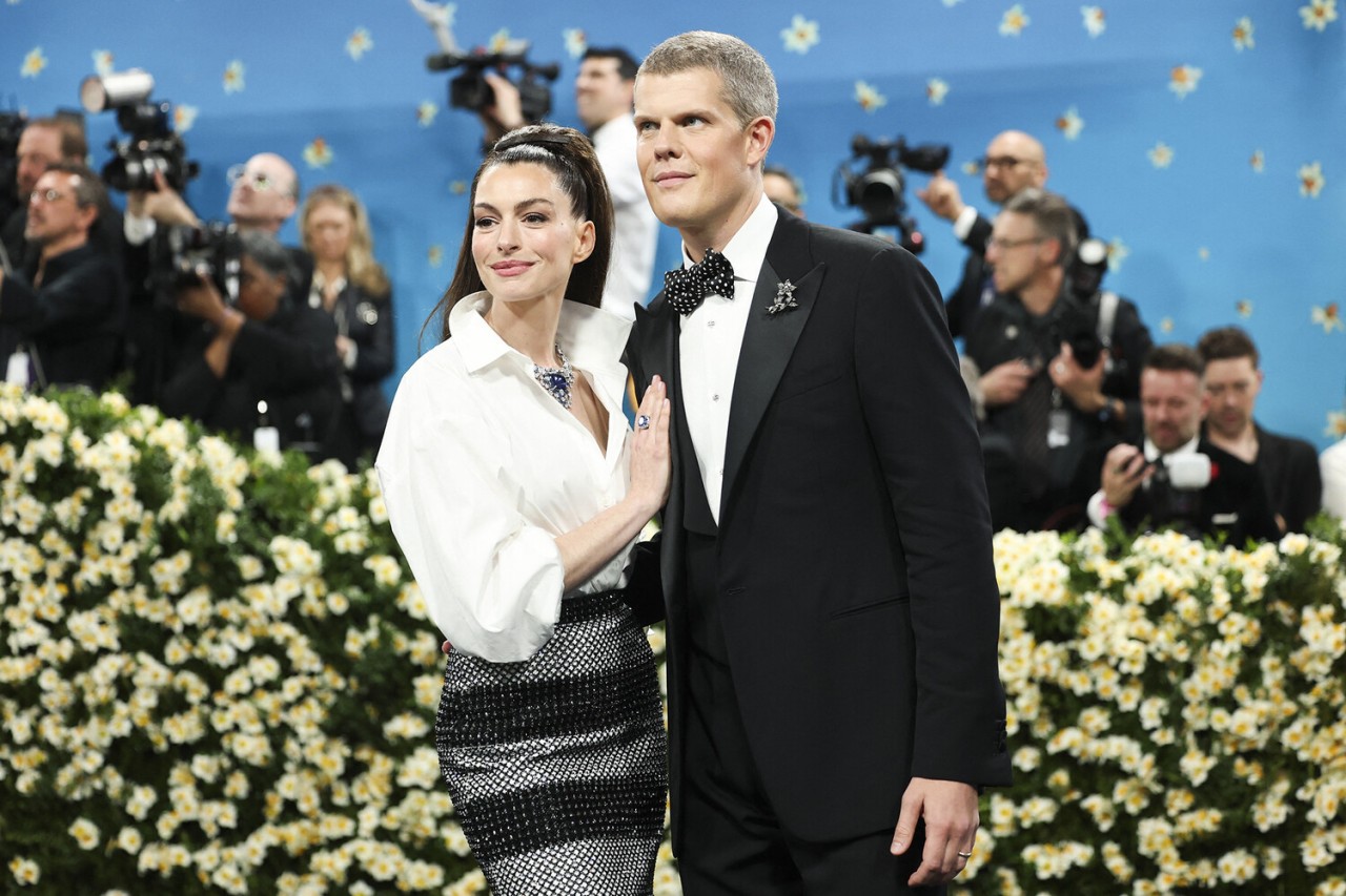 "Met Gala"nın ulduzları qırmızı xalıda - FOTOLAR