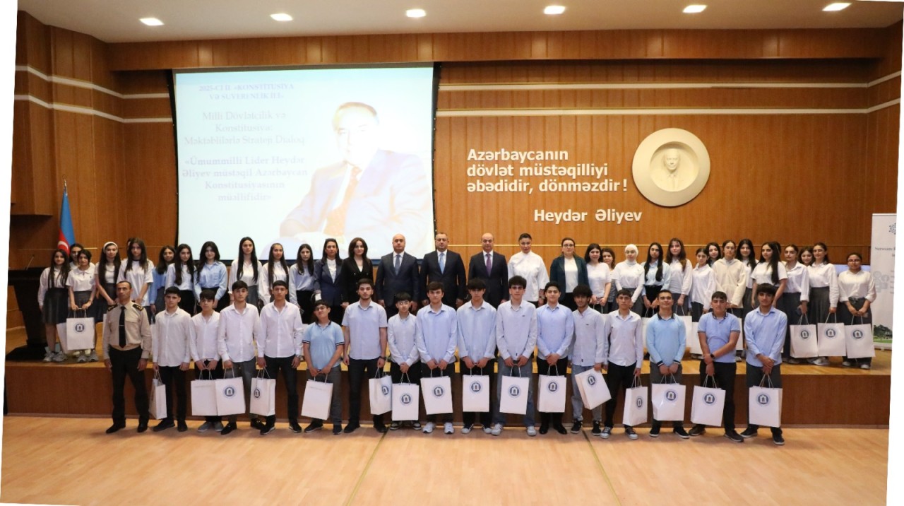 Suraxanıda Ulu Öndərə həsr olunmuş tədbir keçirilib - FOTOLAR