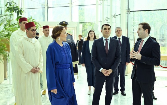 Mərakeşin xanım Şahzadəsi Beynəlxalq Muğam Mərkəzi ilə tanış oldu- FOTOLAR Mərakeşin xanım Şahzadəsi Beynəlxalq Muğam Mərkəzi ilə tanış oldu- FOTOLAR