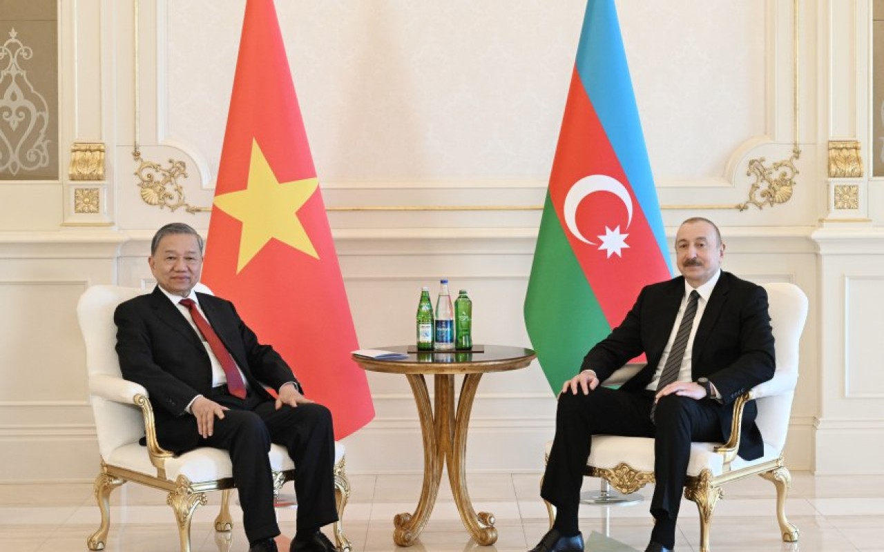 İlham Əliyev və To Lam mətbuata bəyanatlarla çıxış ediblər İlham Əliyev və To Lam mətbuata bəyanatlarla çıxış ediblər