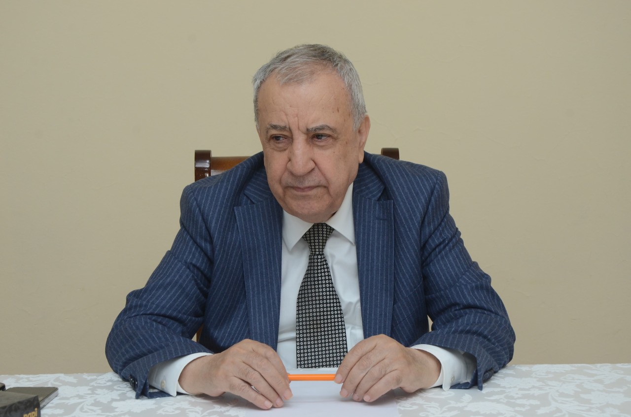 Malik İsaqov vətəndaşları dinlədi - FOTOLAR