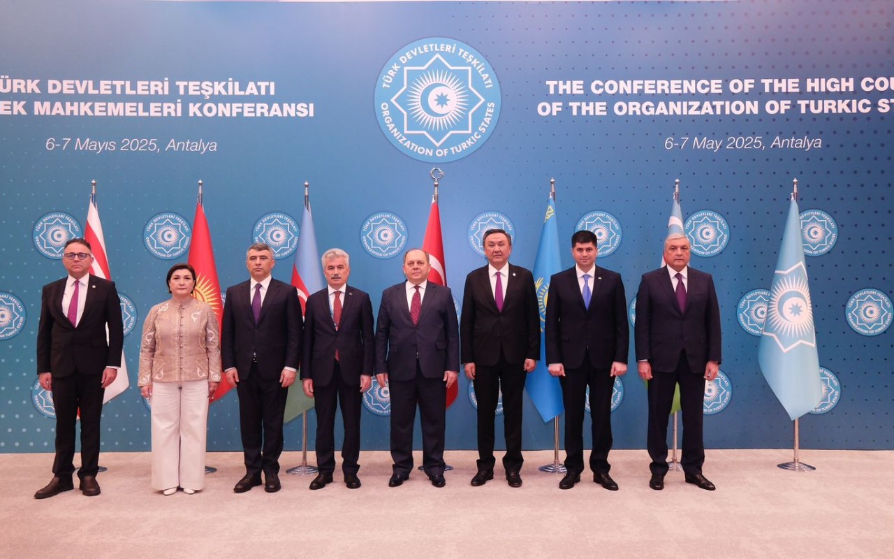 İnam Kərimov Türk Dövlətləri Ali Məhkəmələrinin Konfransında- FOTOLAR İnam Kərimov Türk Dövlətləri Ali Məhkəmələrinin Konfransında- FOTOLAR
