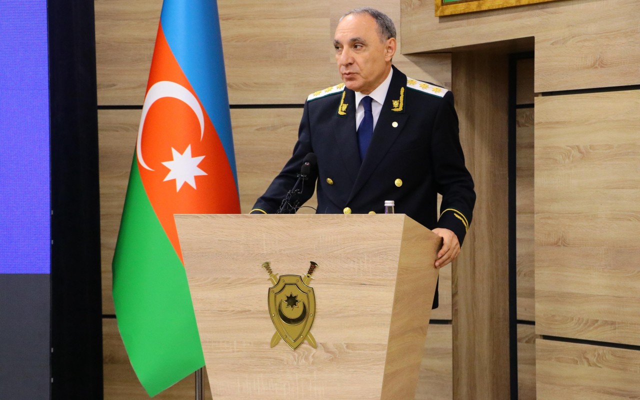 "Heydər Əliyevin rolu əvəzsizdir"- Baş prokuror "Heydər Əliyevin rolu əvəzsizdir"- Baş prokuror