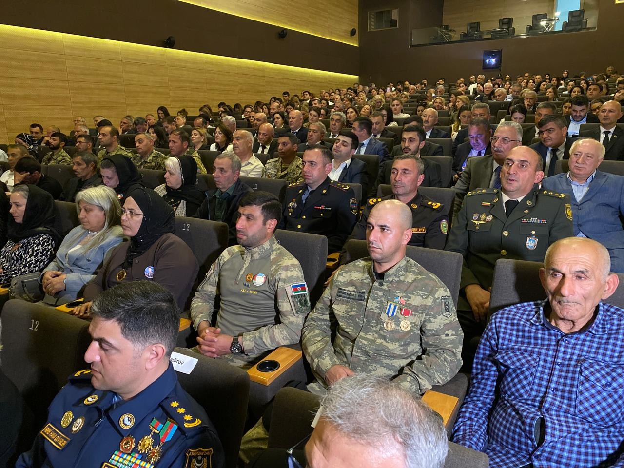 Xəzər rayonunda Ulu Öndərə həsr olunmuş tədbir keçirilib - FOTOLAR