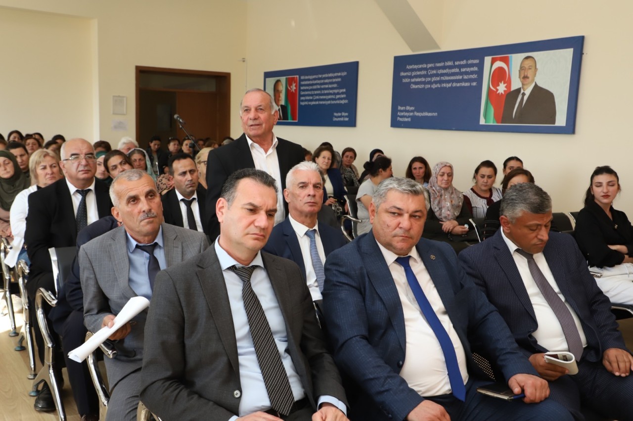 Neftçalanın icra başçısı səyyar görüş keçirib - FOTOLAR