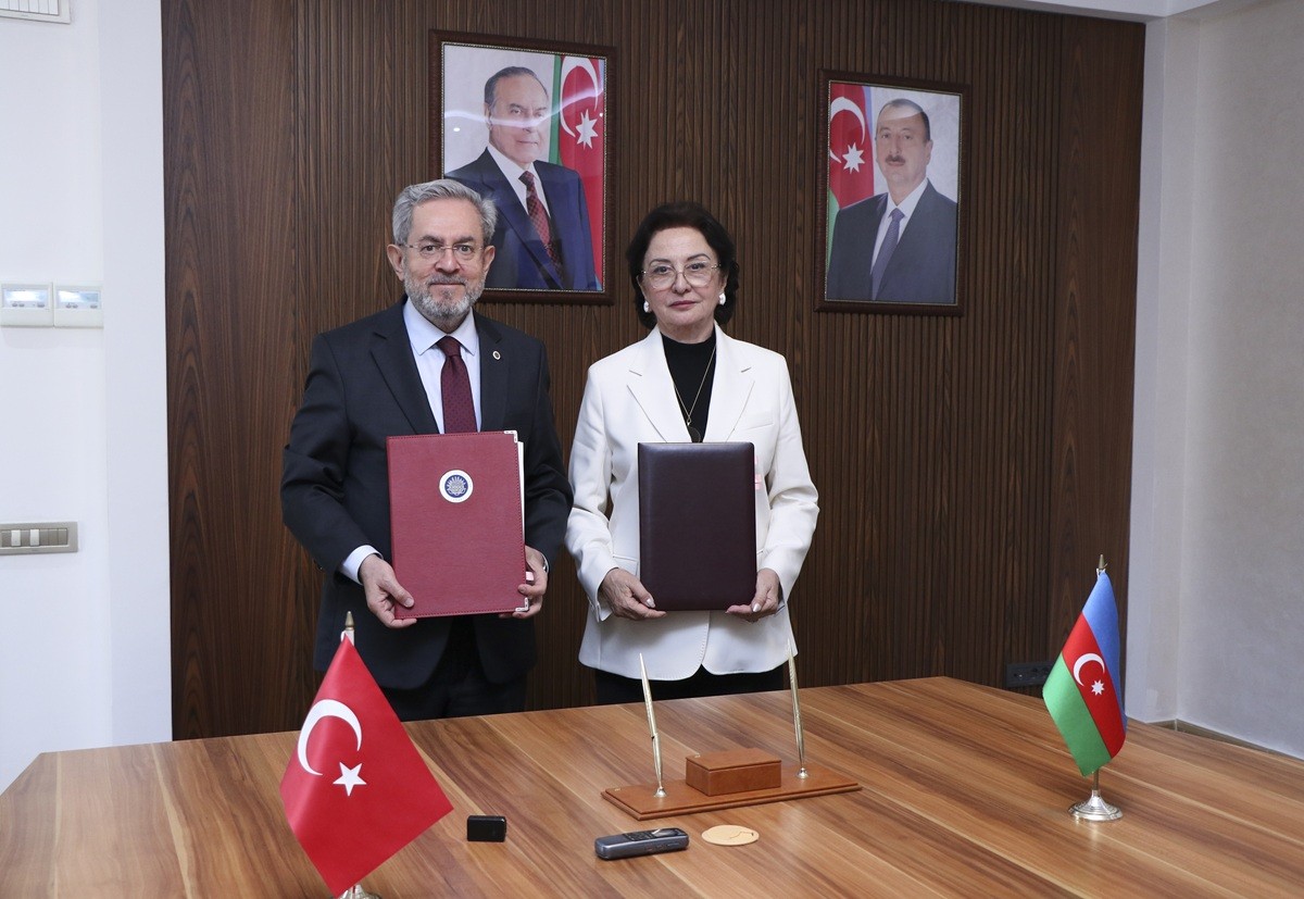 Ankara Universiteti ilə AzMİU-da arasında protokol imzalanıb - FOTOLAR
