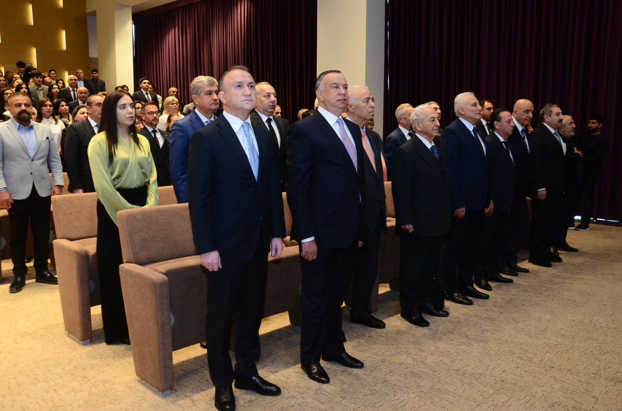 YAP Nərimanov rayon təşkilatı Heydər Əliyevlə bağlı tədbir keçirdi - FOTOLAR