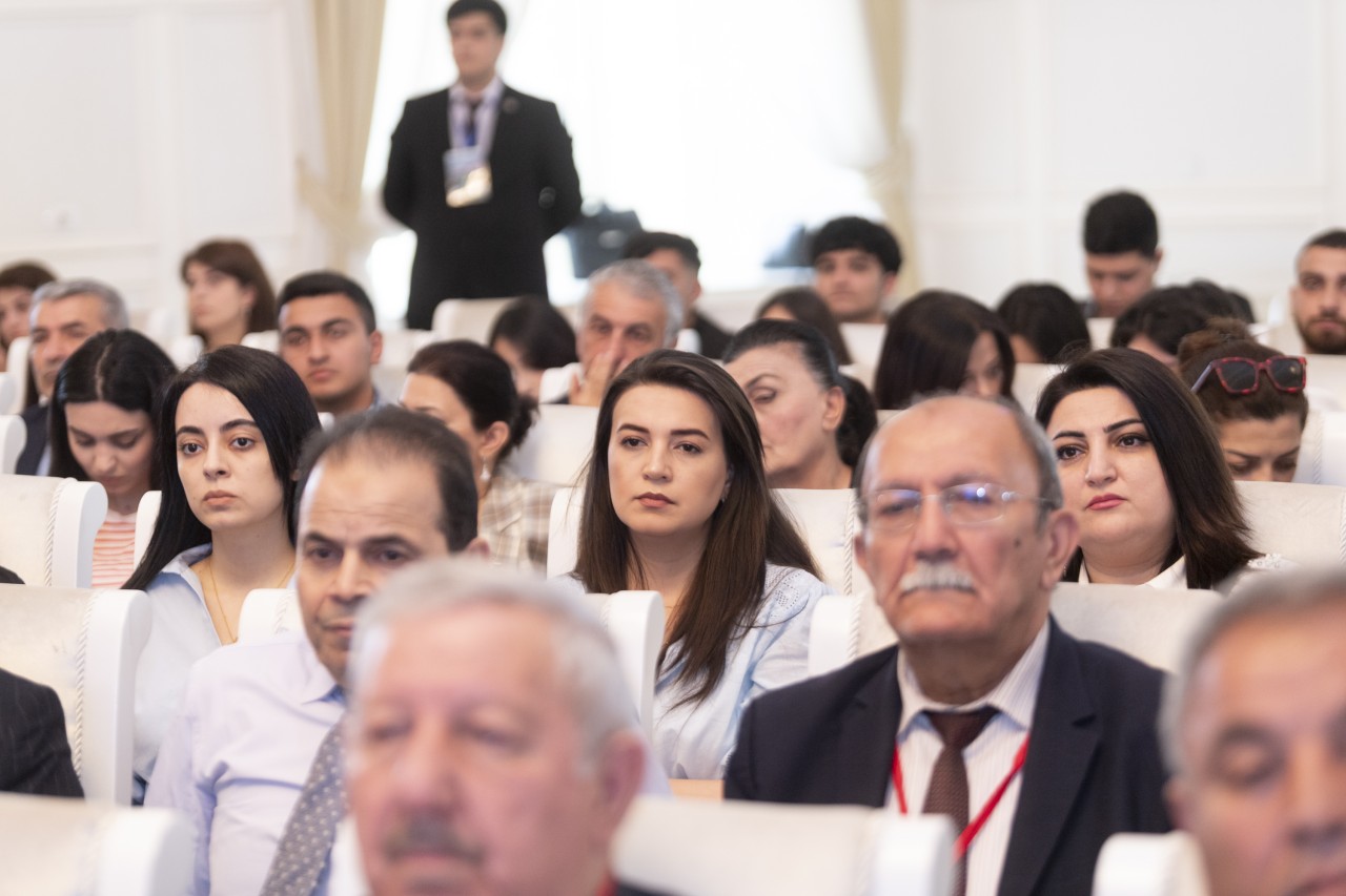 Nazir Məcnun Məmmədov elmi-praktiki konfransda iştirak edib - FOTOLAR