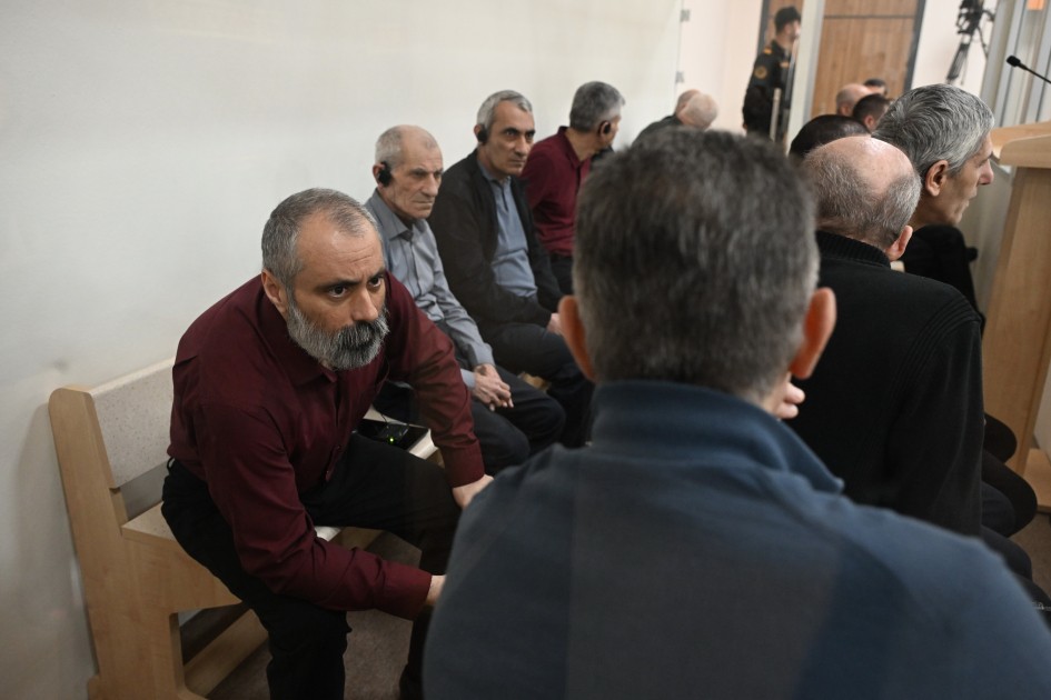 "Nənəmi “nə vaxtsa bizim ordu bu torpaqları alacaq” sözünə görə öldürdülər" - MƏHKƏMƏ (FOTOLAR)