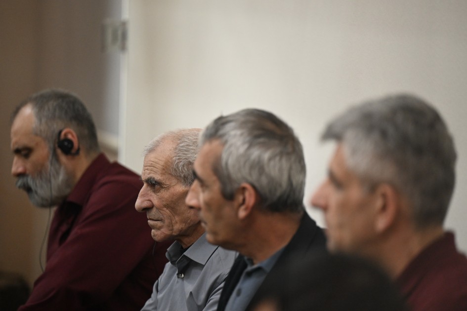 "Nənəmi “nə vaxtsa bizim ordu bu torpaqları alacaq” sözünə görə öldürdülər" - MƏHKƏMƏ (FOTOLAR)