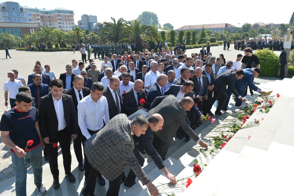 Lənkəranda Heydər Əliyevin anadan olmasının 102-ci illiyi qeyd edilib - FOTOLAR