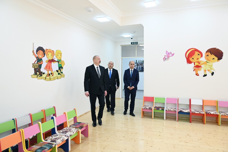 Prezident Kəngərlidəki işlərlə tanış oldu - FOTOLAR (YENİLƏNİB)
