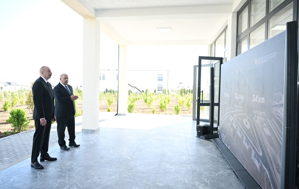 Prezident Kəngərlidəki işlərlə tanış oldu - FOTOLAR (YENİLƏNİB)