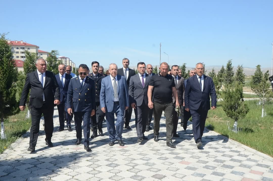 Ulu Öndərin 102-ci ildönümünə həsr olunmuş ağacəkmə aksiyası keçirilib - FOTOLAR