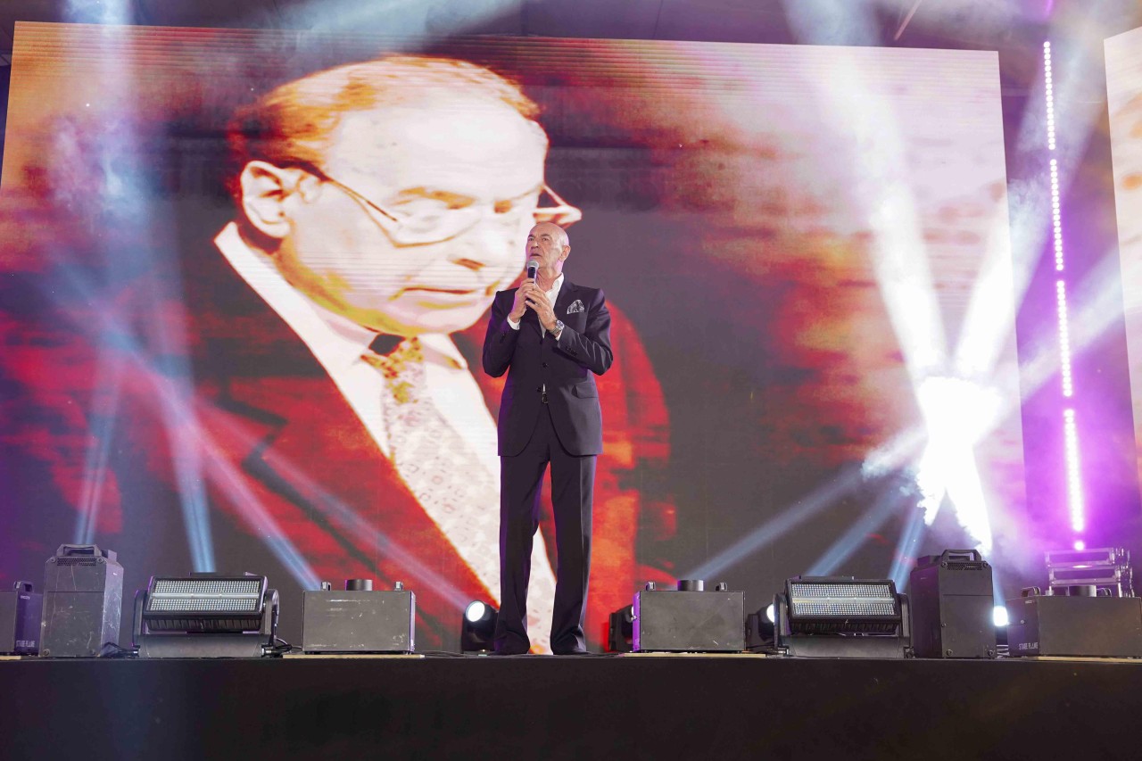 Abşeronda Heydər Əliyevin anadan olmasının 102-ci ildönümü münasibətilə konsert keçirilib - FOTOLAR