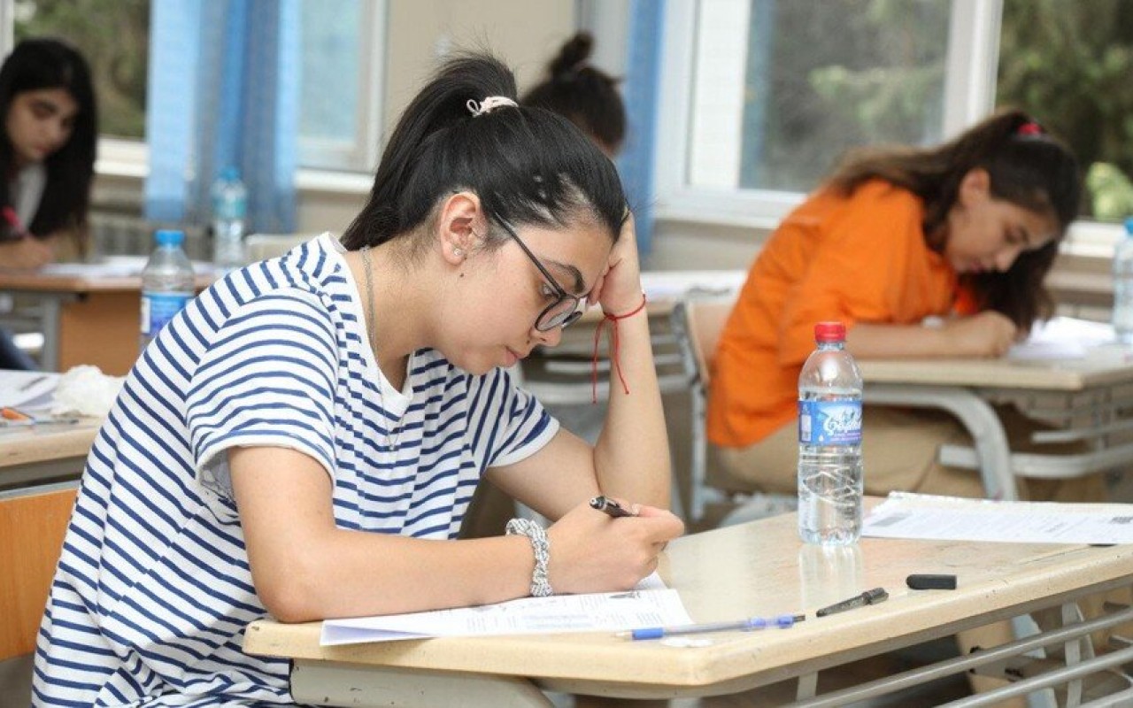Magistraturaya II cəhd qəbul imtahanıKEÇİRİLDİ Magistraturaya II cəhd qəbul imtahanıKEÇİRİLDİ