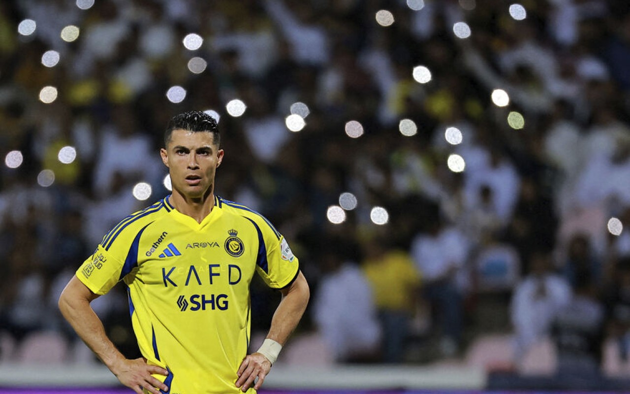 Ronaldo ilə danışıqlardayandırıldı Ronaldo ilə danışıqlardayandırıldı