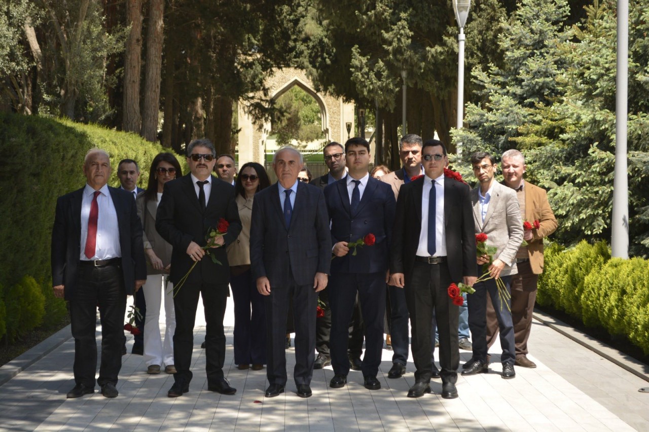ATMU-da Ulu Öndərin 102-ci ildönümü qeyd edilib - FOTOLAR