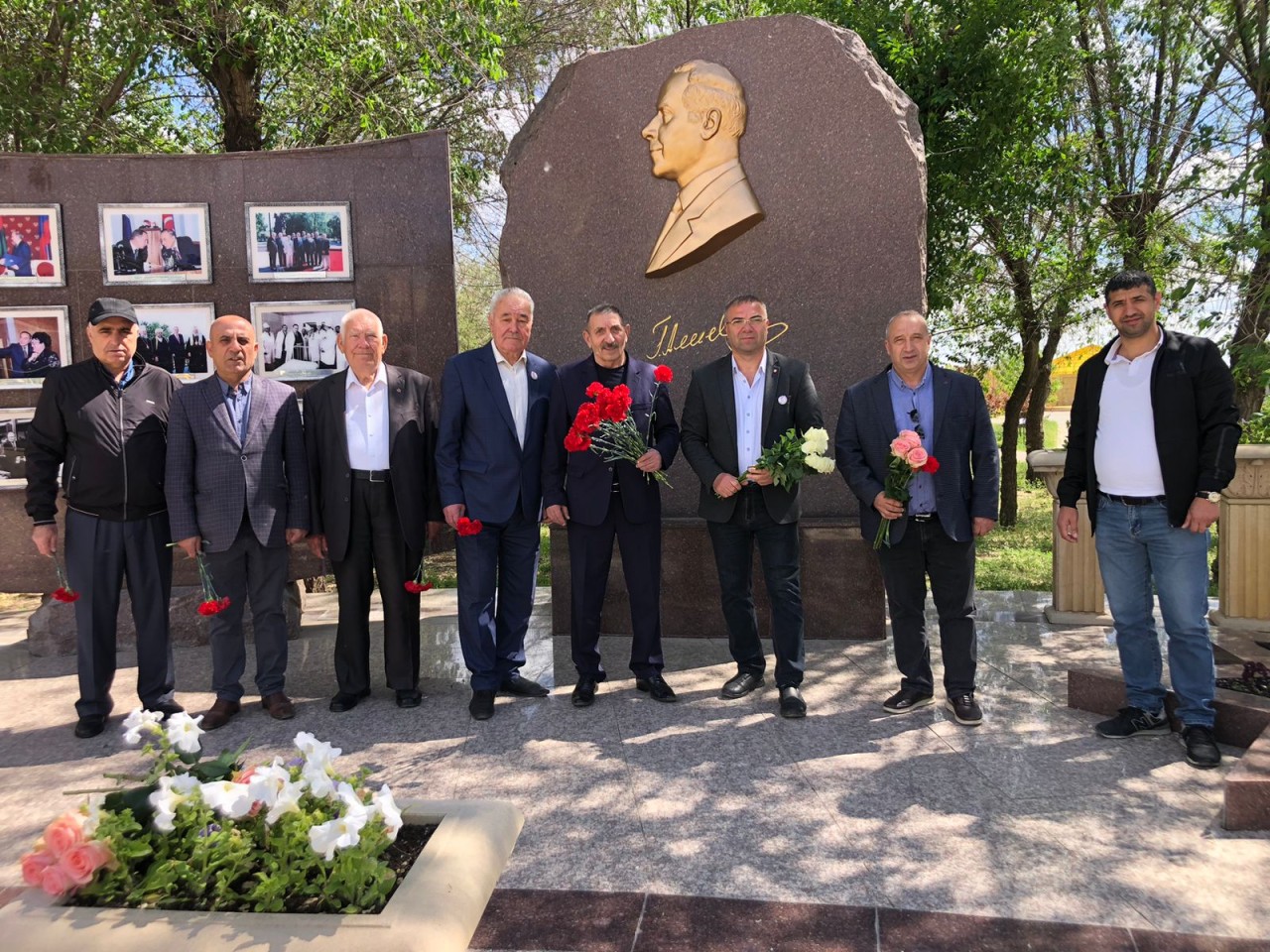 Volqoqradda Heydər Əliyevə həsr olunmuş silsilə tədbirlər keçirildi - FOTOLAR