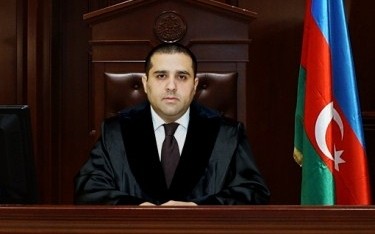 Bakı Ağır Cinayətlər Məhkəməsinin hakimidünyasını dəyişdi Bakı Ağır Cinayətlər Məhkəməsinin hakimidünyasını dəyişdi