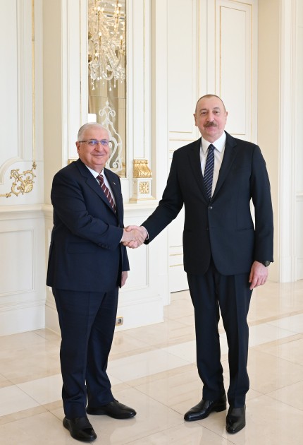 İlham Əliyev  Yaşar Güləri qəbul etdi - FOTOLAR