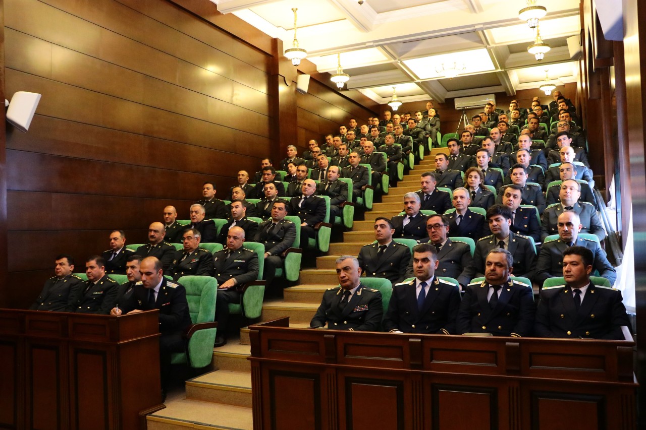 Kamran Əliyev yeni Hərbi prokuroru kollektivə təqdim etdi - FOTOLAR