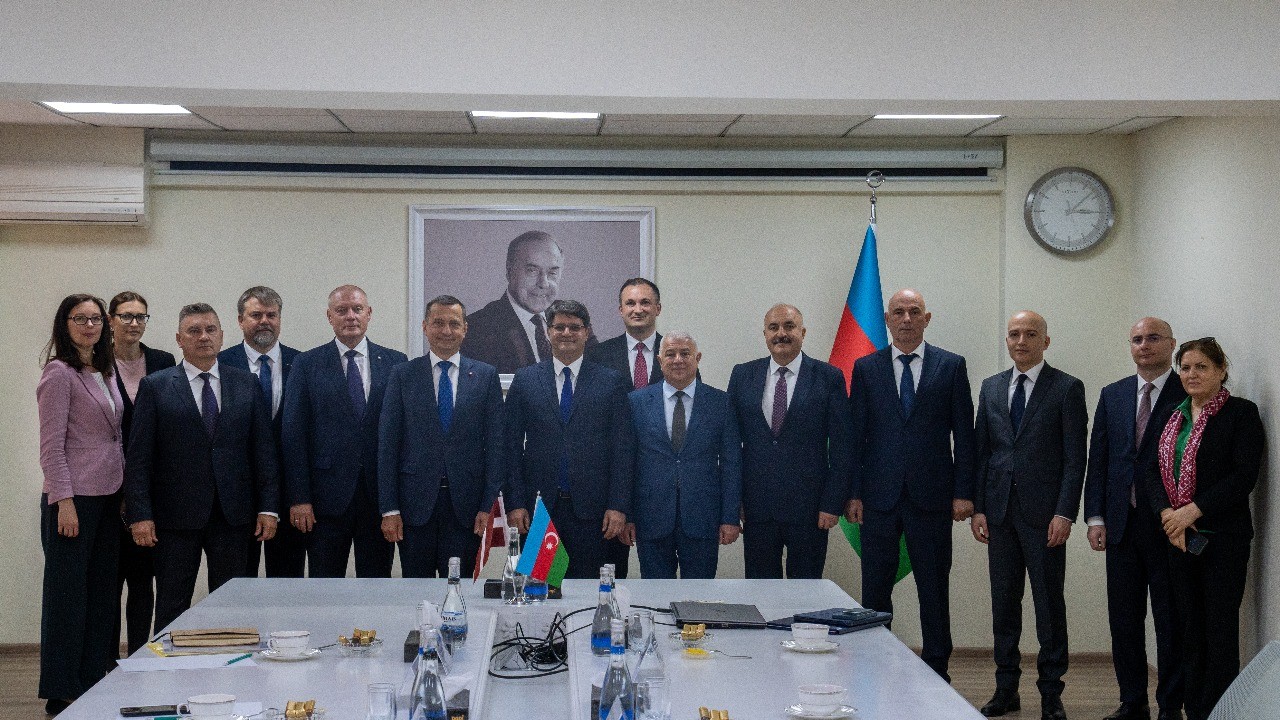 Rəşad İsmayılov Latviyanın nümayəndə heyəti ilə müzakirələr apardı - FOTOLAR