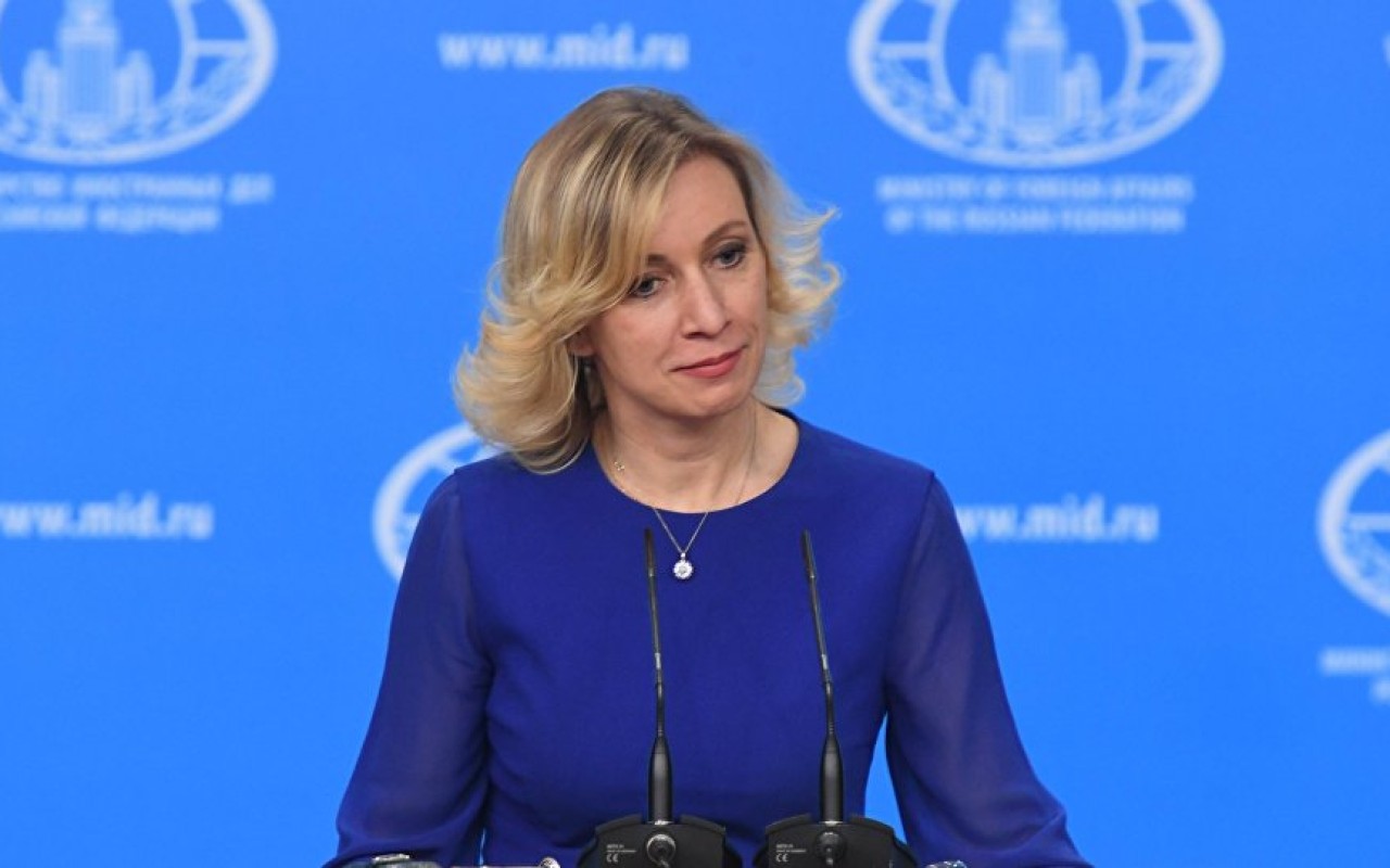 Zaxarova Azərbaycan komandolarının paradda iştirakındandanışdı Zaxarova Azərbaycan komandolarının paradda iştirakındandanışdı