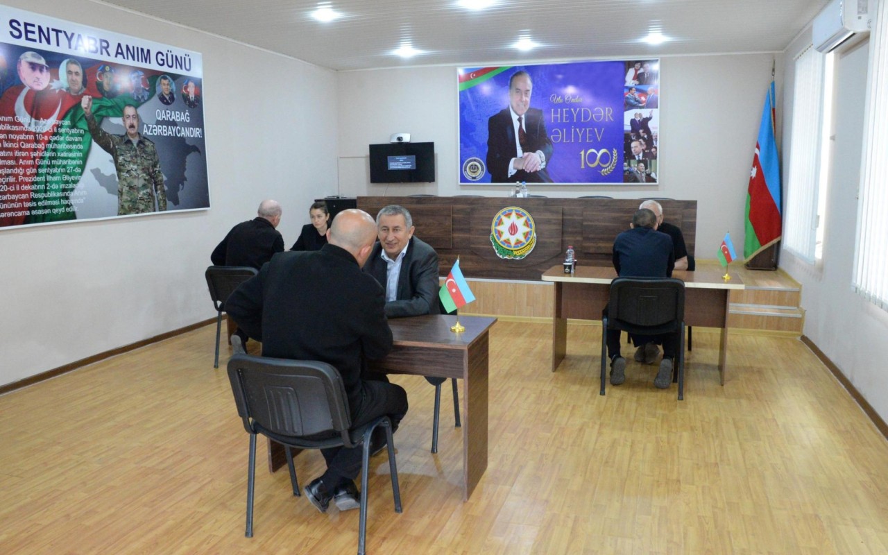 Məhkumlara növbəti dəfə pulsuz hüquqi yardım göstərildi- FOTOLAR