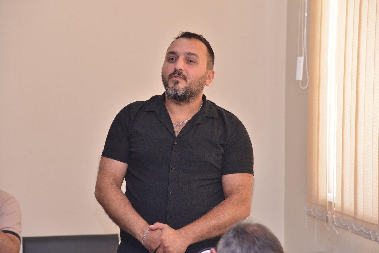 İcra başçısı vətəndaşların müraciətlərini yerindəcə həll etdi - FOTOLAR
