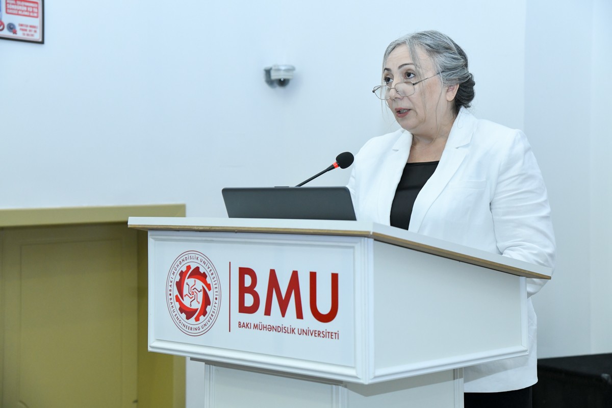 BMU-da məktəblilərlə görüş keçirilib - FOTOLAR