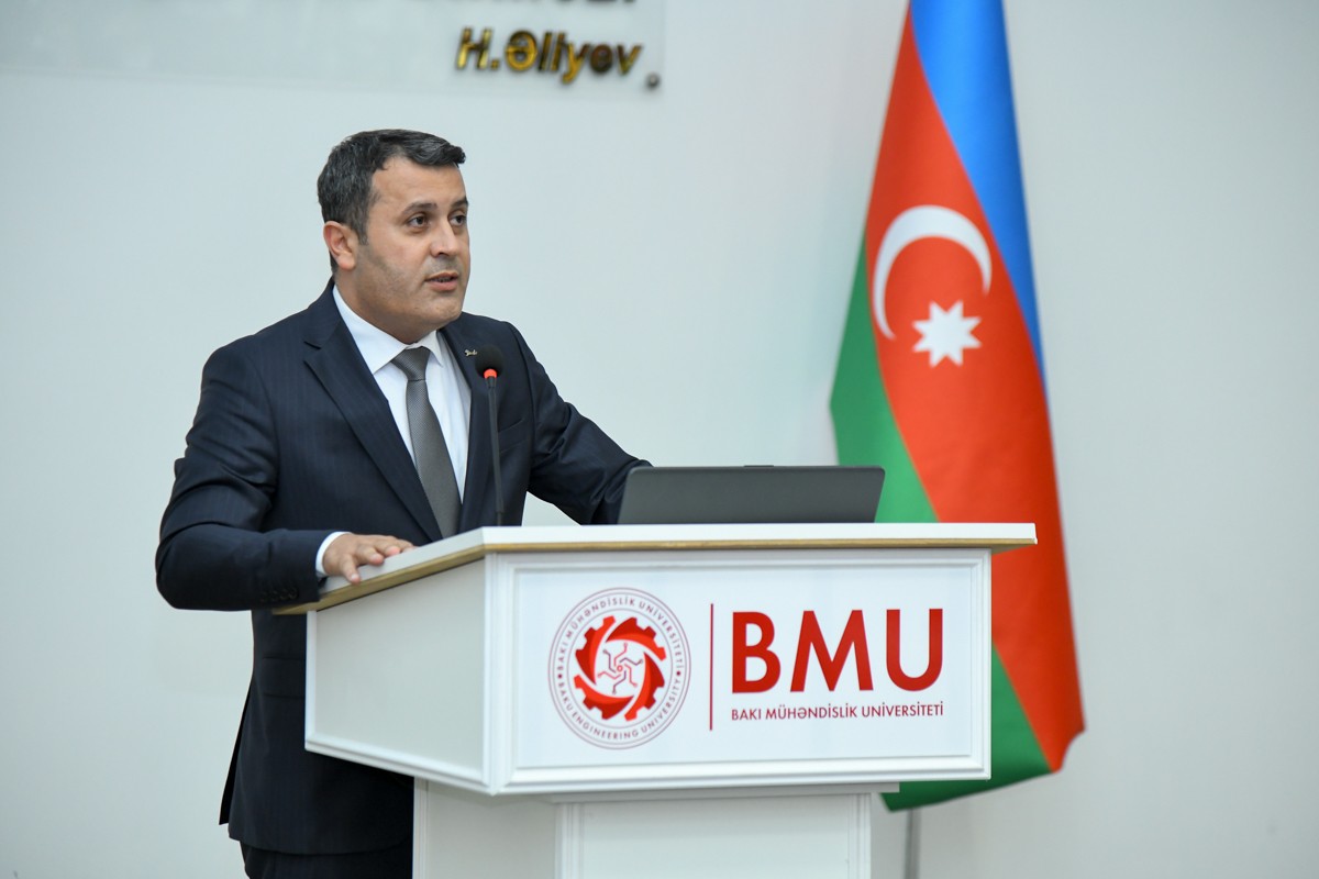 BMU-da məktəblilərlə görüş keçirilib - FOTOLAR