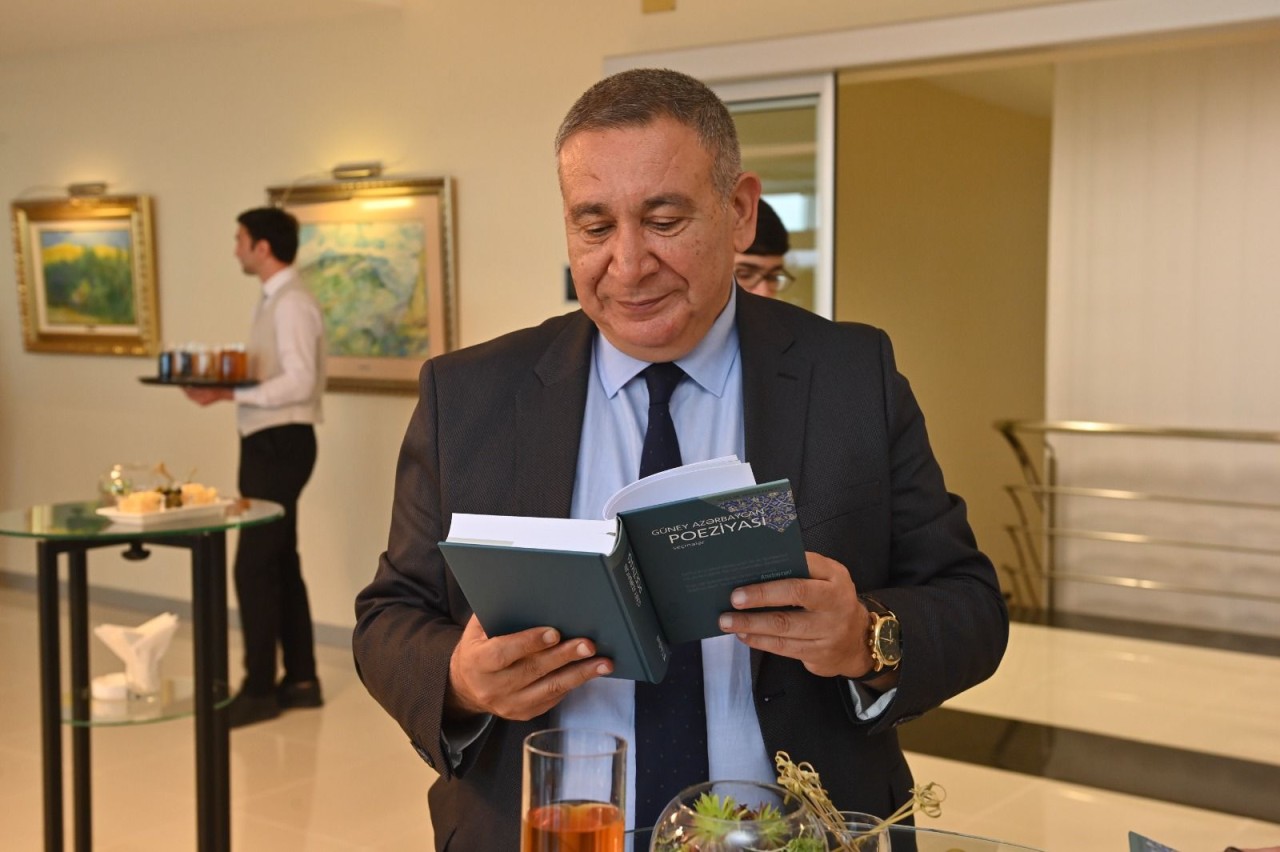 “Xalq Əmanəti” layihəsinin 25-ci nəşri Güney Azərbaycan poeziyasına həsr olunub - FOTOLAR
