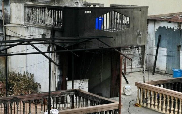 Hindistanda yanğın 17 nəfərin həyatına son qoydu- Uşaqlar da var Hindistanda yanğın 17 nəfərin həyatına son qoydu- Uşaqlar da var
