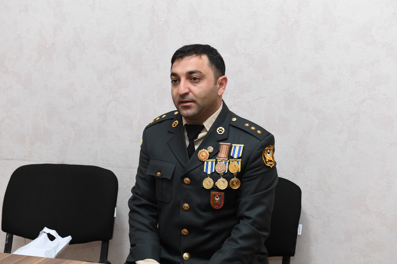 Komitə sədri vətəndaşların müraciətlərini dinlədi - FOTOLAR