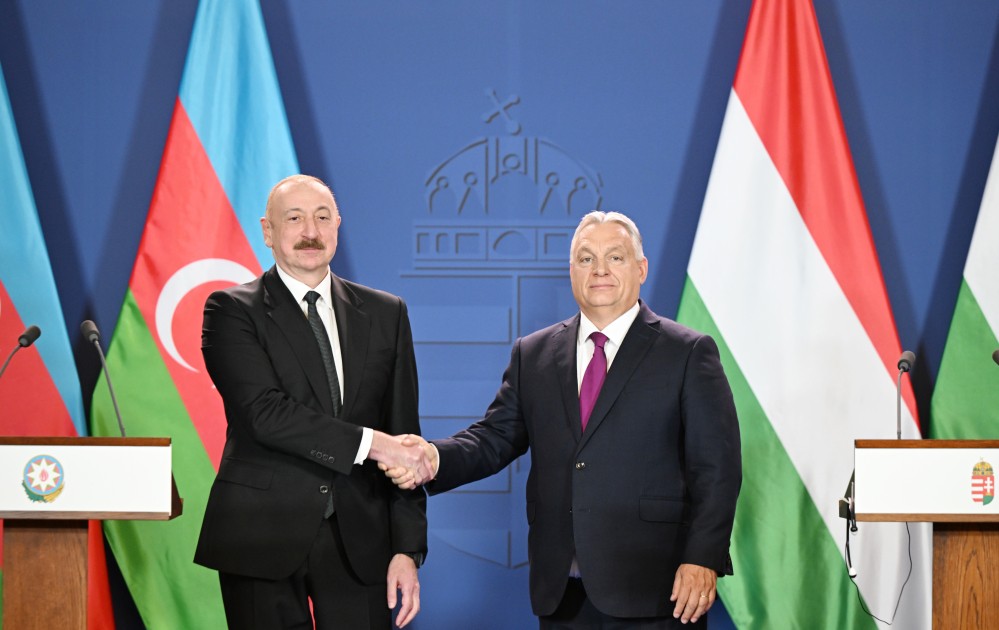 İlham Əliyev və Viktor Orban mətbuata birgə bəyanatla çıxış ediblər - FOTOLAR (YENİLƏNİB)